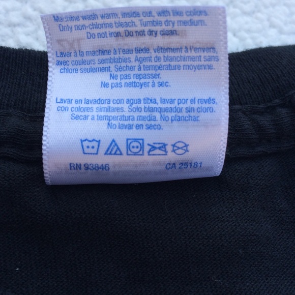 Willie Nelson graphic tee T-shirt plus size top - Picture 7 of 8